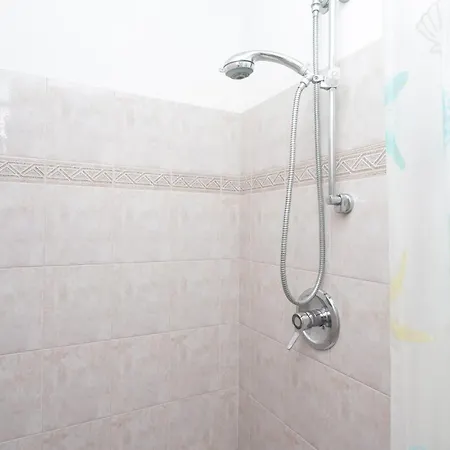 Con Giardino A - M148 Apartment