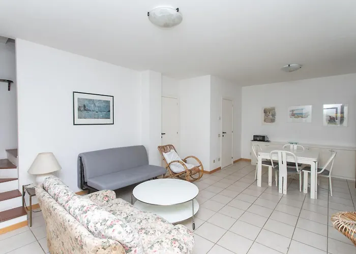 Con Giardino A - M148 Apartment *